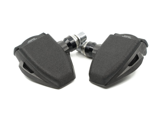 Aercover aerodynamic pedal covers fitted on Shimano Dura-Ace PD-R9100 pedals, top view