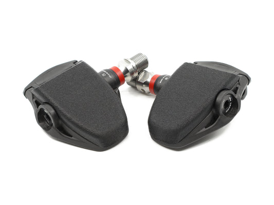Aercover aerodynamic pedal covers fitted on Favero Assioma PRO RS pedals, top view