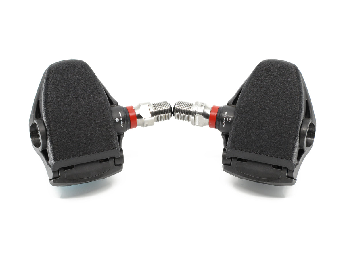 Aercover pedal covers on Favero Assioma PRO RS pedals, side view